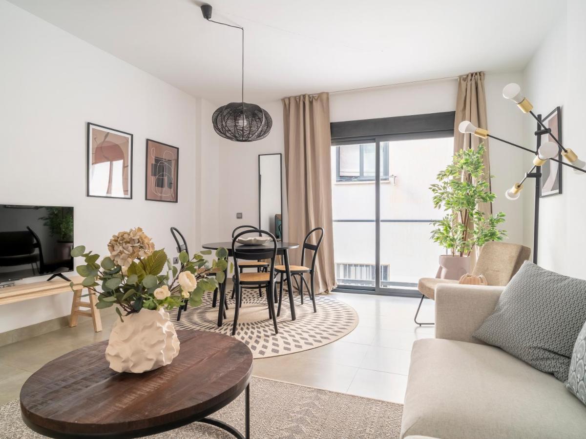 Sanders Uptown - Cute One-Bedroom Apartment Near City Center Малага Екстер'єр фото